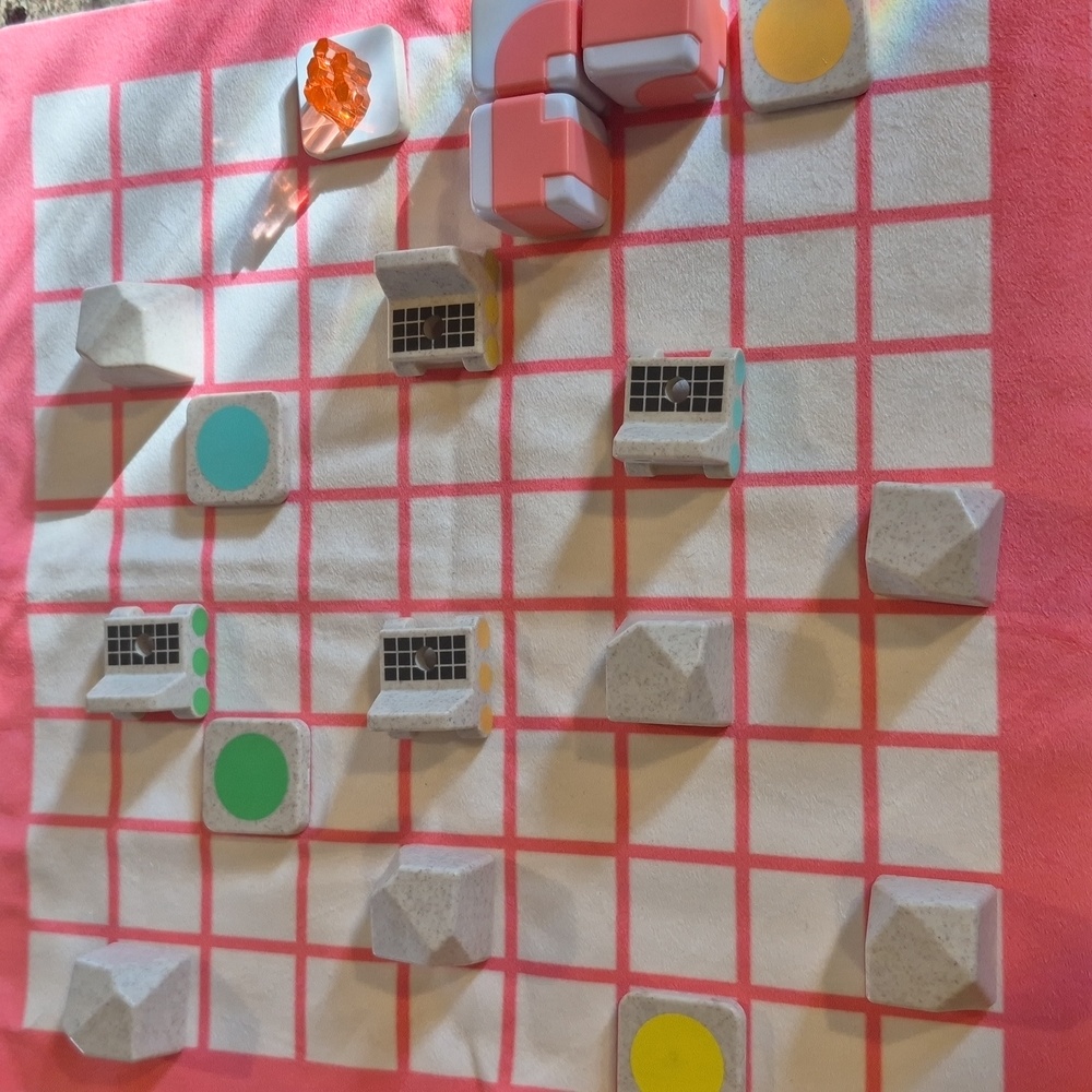 Lovevery Rover Route Game Set - Picture 3 of 3